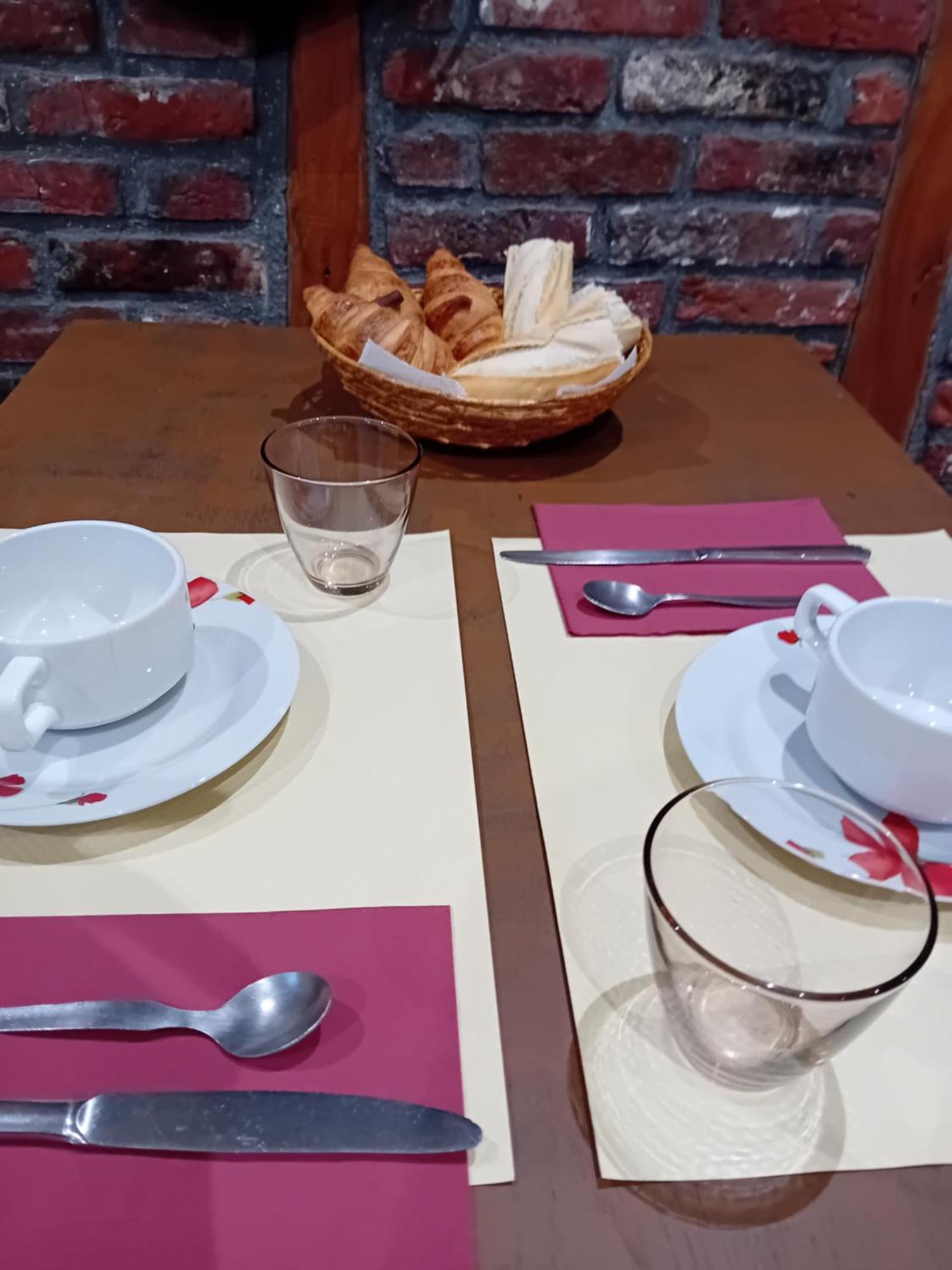 黑马酒店 Quaëdypre 外观 照片